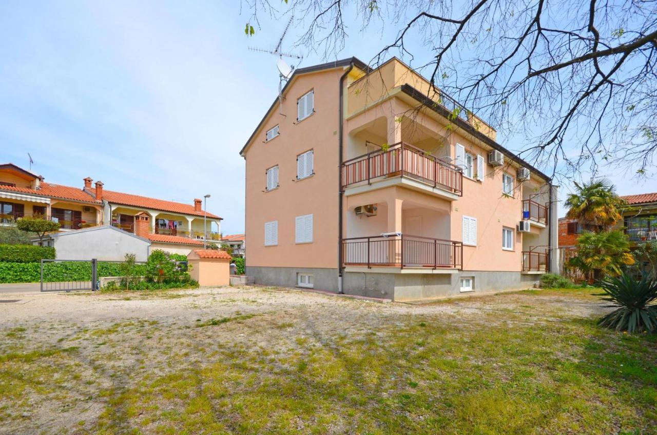 Apartment Labinjan ポレッチ エクステリア 写真