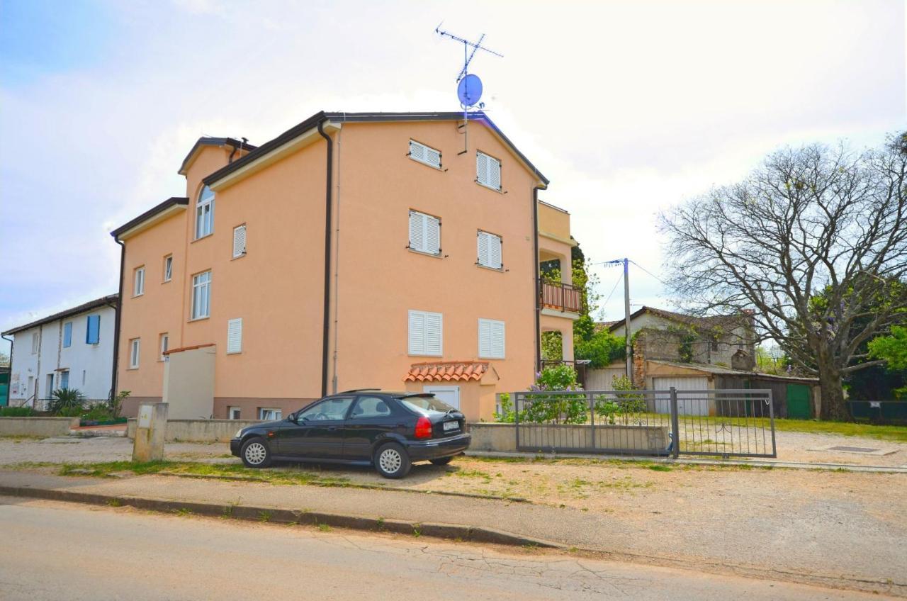 Apartment Labinjan ポレッチ エクステリア 写真